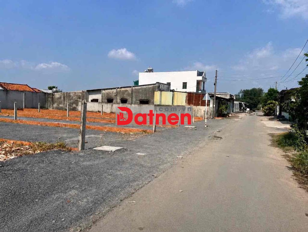Đủ kẹt tiền cần ra gấp lô đất 3ty1