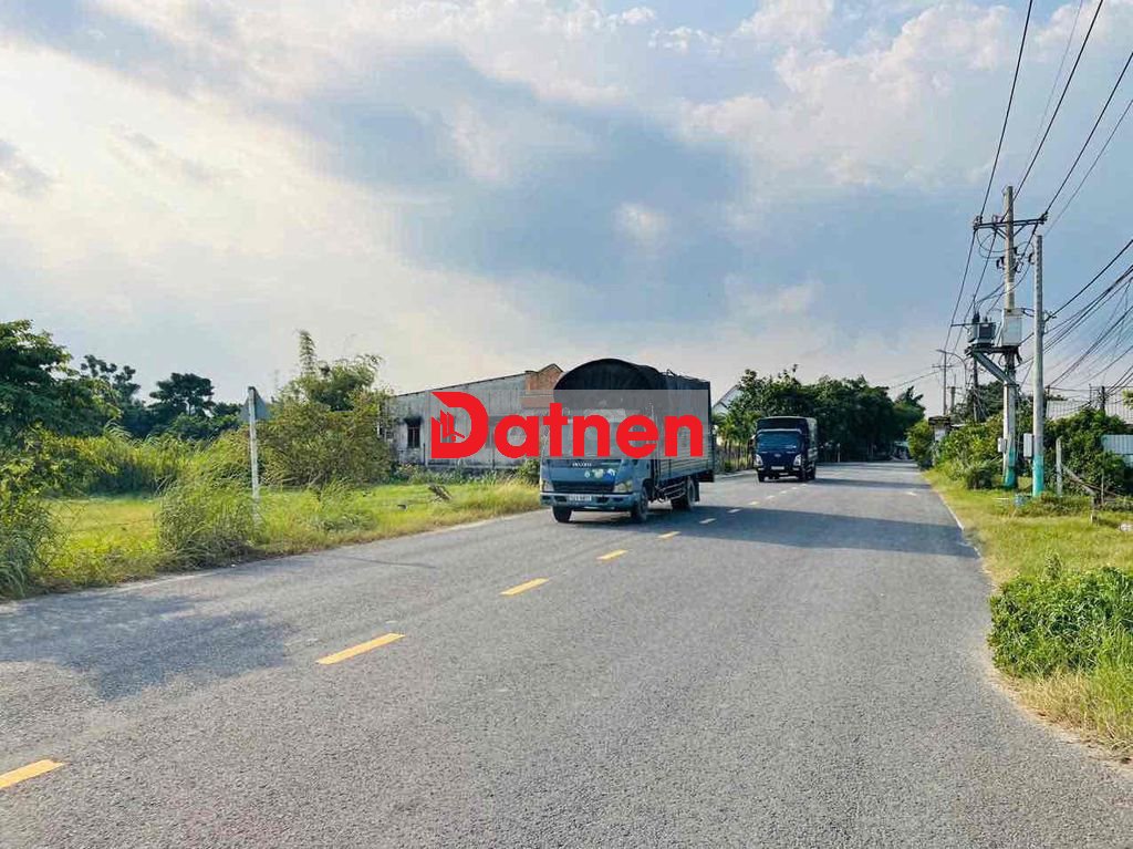 Đất thổ vườn mặt tiền giá ngộp
