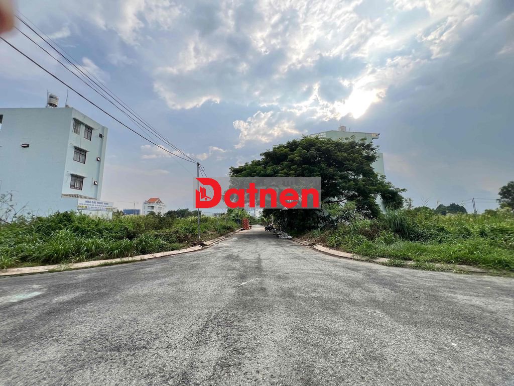 bán đất đường 12m kdc sở văn hoá, Liên Phường, Phú Hữu- 5x17