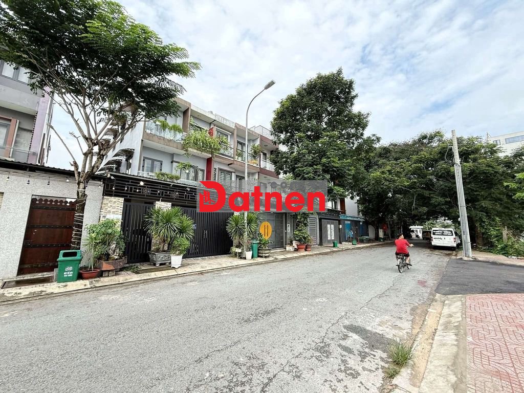 Mấy Lô đất Hẻm 12m KDC Hà Đô river side Lê Thị Riêng