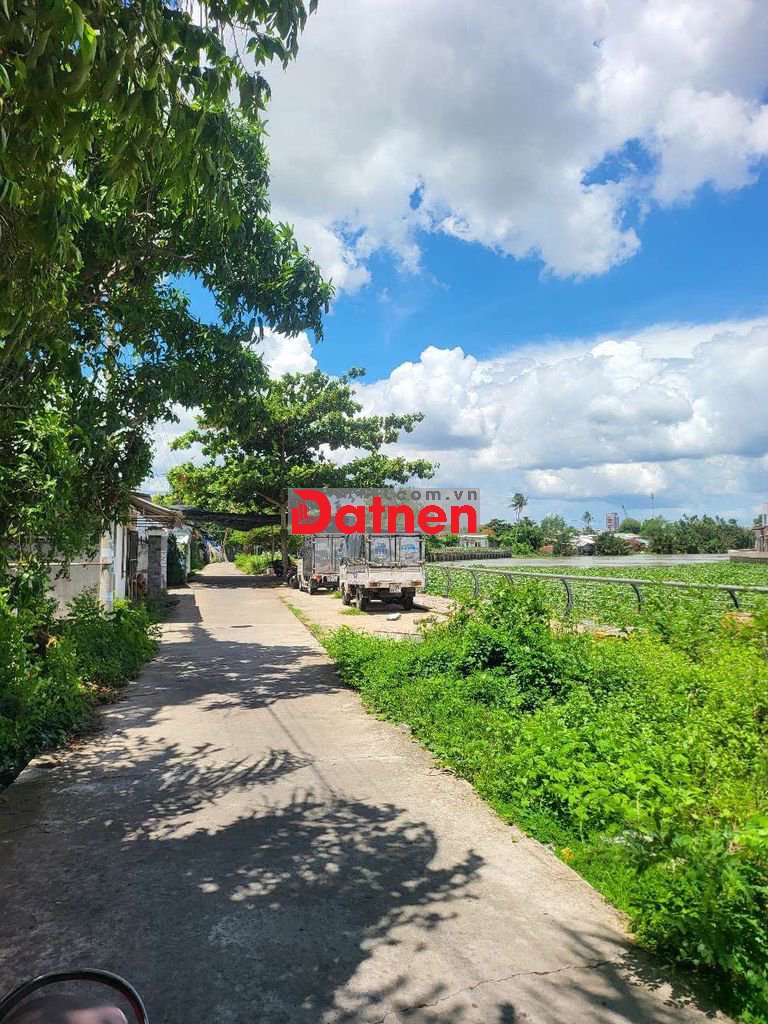 đất 2 mặt tiền Sông Bảo Định