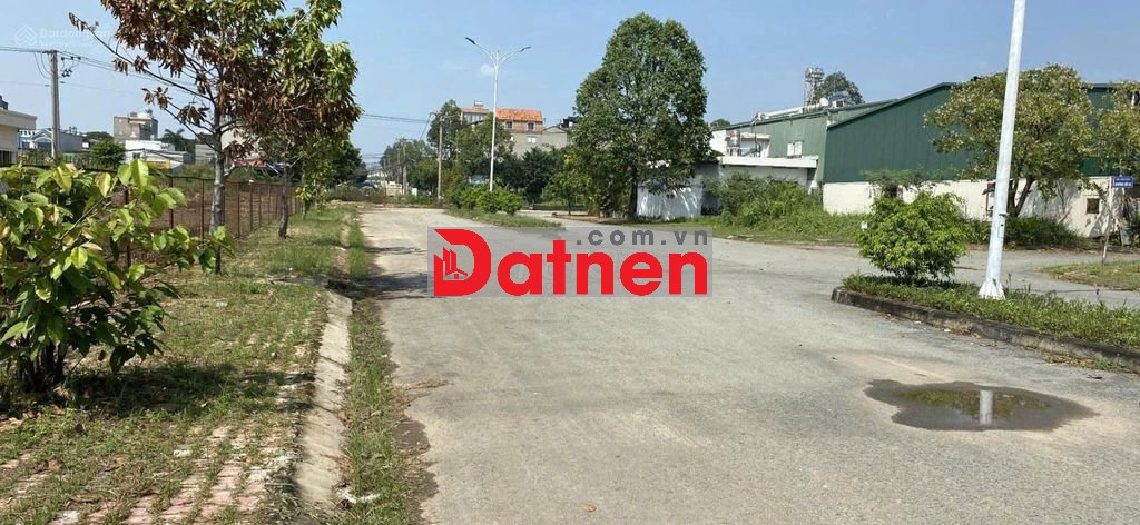 Cần bán gấp đất Vĩnh Phú I, đường 32m, 285m2, 12 tỷ, TL