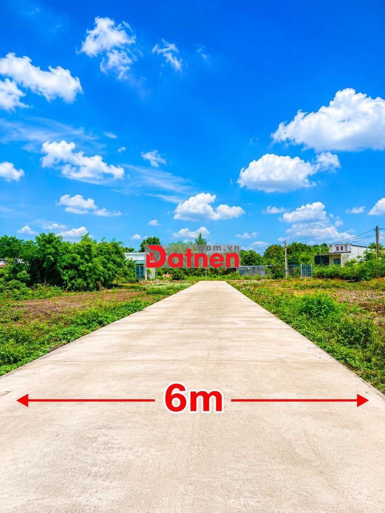 Bán đất trung tâm Long Khánh đối diện dãy 10 căn nhà phố