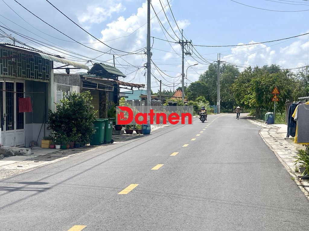 720tr Bán đất mặt tiền kinh doanh đường Suối Lội (273m2) sổ hồng riêng