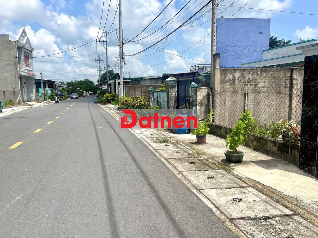Bán đất ngã 4 Nguyễn Thị Rành, 5x38=192m2 có 100m2 thổ cư