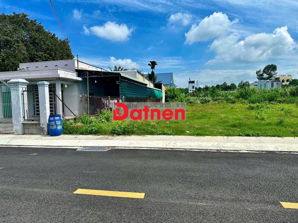 CÂN BÁN GẤP LÔ ĐẤT TÂN AN HỘI CỦ CHI 381M2, GIÁ 690 TRIỆU, SỔ RIÊNG