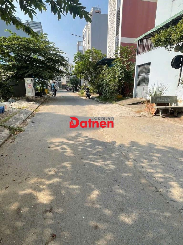 Bán đất hẻm 117 hồ văn long, đối diện trường học cấp3..