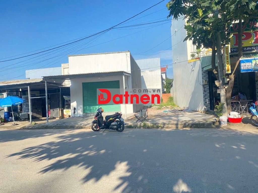 đất cạnh Vinhomes Quận 9, đối diện trường tiểu học Long Bình
