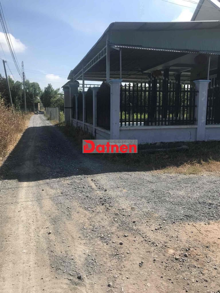 Đất nhà vườn 730m2