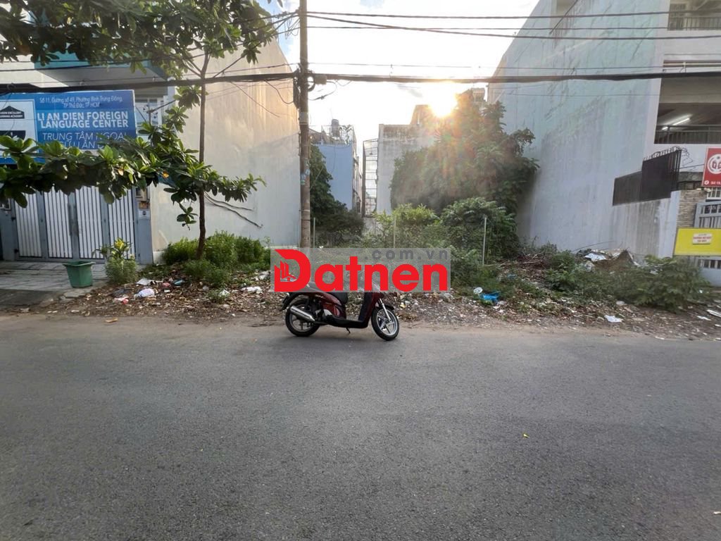 Bán đất mặt tiền đường 49 khu dân cư 10 Mẫu Bình Trưng Đông