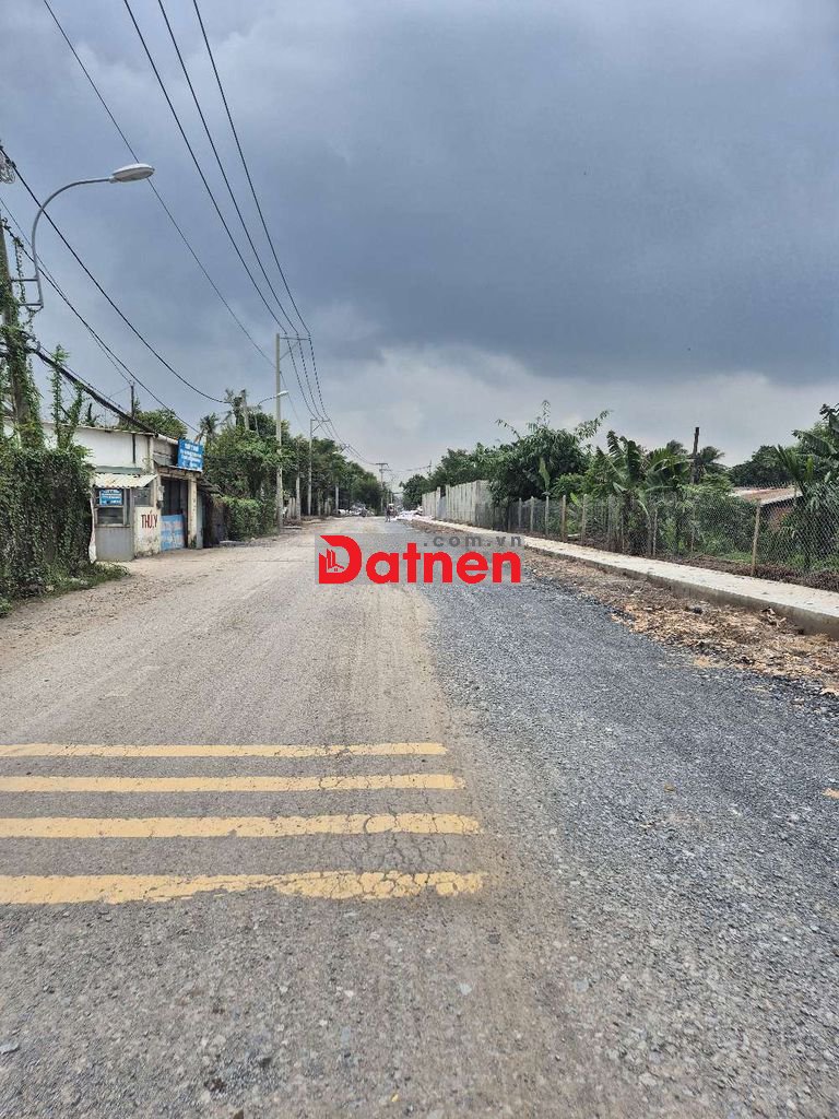 Bán 1850m đất Mặt Tiền Nhị Bình 15, đã xây hàng xào và san lấp ok