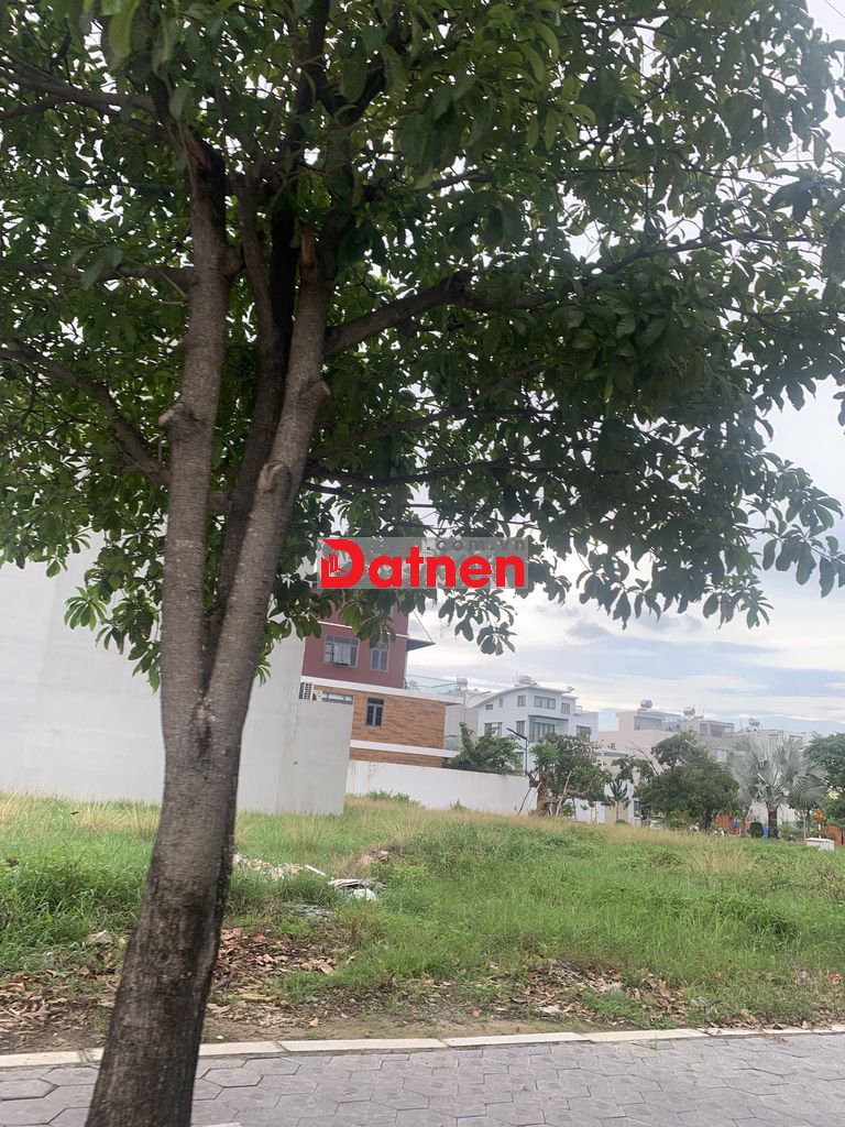 Cần vốn kinh doanh bán gấp lô đất The Seasons ngay Lotte giá 5 tỷ 5x21