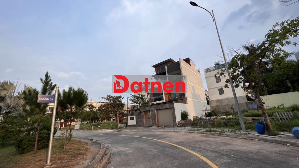 Lô đất biệt thự TheSeasons ngay Lotte bán giá rẻ 8.6tỷ Sổ sẵn Full thổ