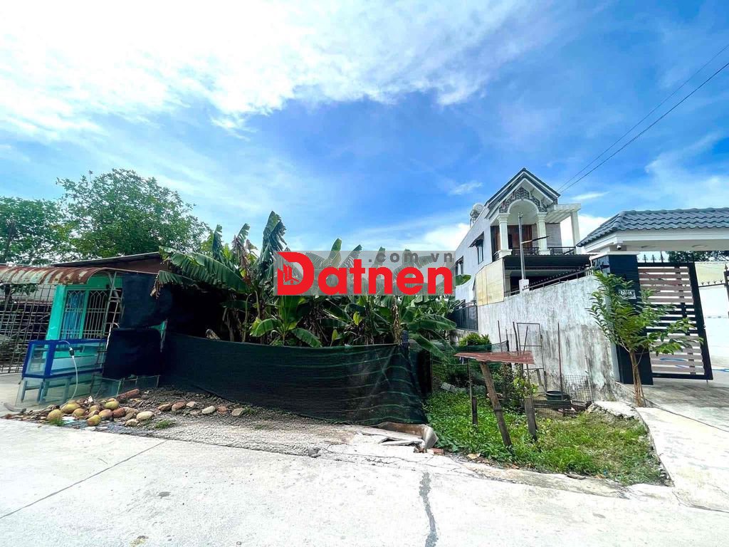 Chính chủ gửi bán đất thị trấn Củ Chi giá 1 tỷ hết đất 114m2 sổ riêng