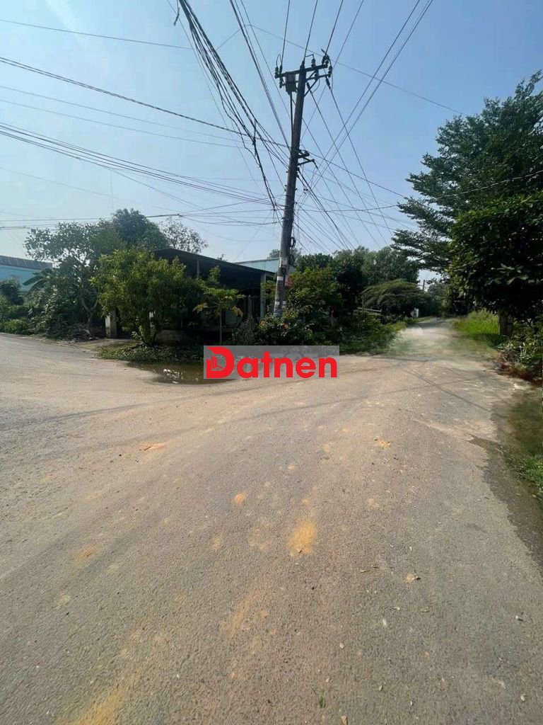 tôi chính chủ muốn bán nhanh đất mặt tiền