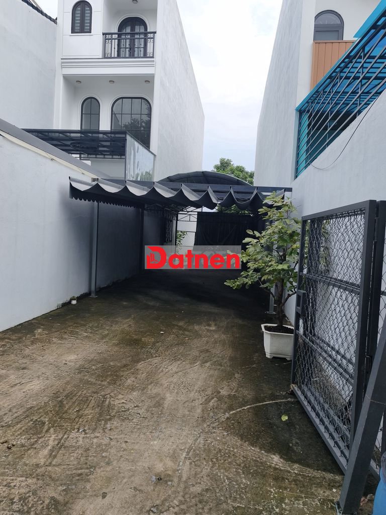 Chính chủ bán đất gần chợ Dĩ An.