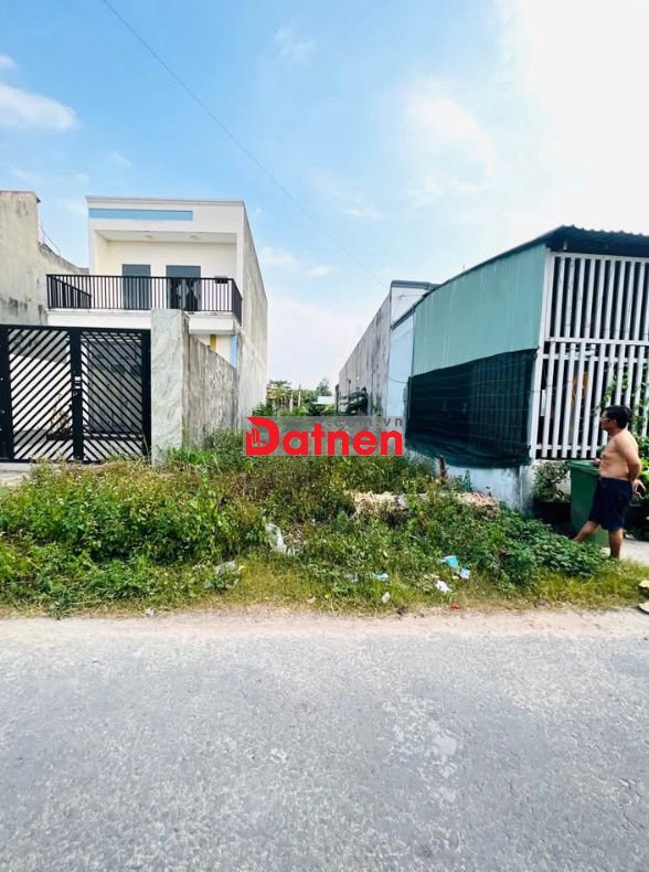Chủ ngộp bán 146m2 giá 600 triệu, sổ riêng, Ngay Cổng chào Trảng Bàng