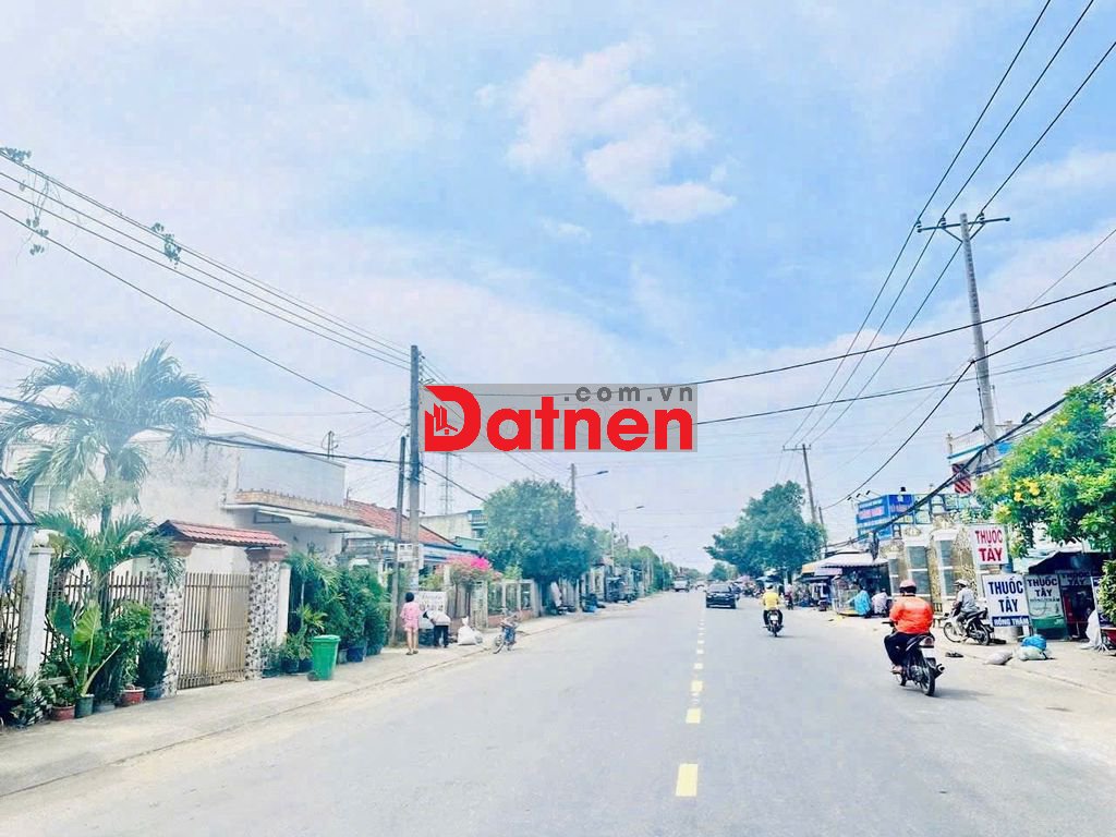 Bán 500m2 tại tỉnh lộ 816, xã Thạnh Hòa, huyện Bến Lức, 395 Triệu .