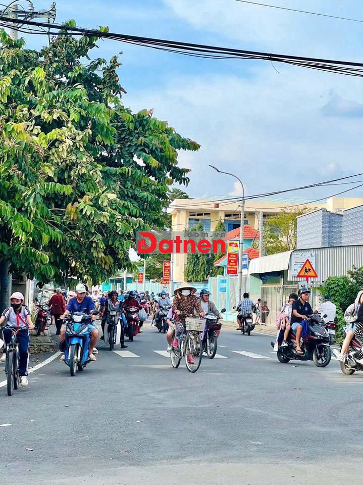 ĐẤT BIỆT THỰ VƯỜN GÓC 3 MẶT TIỀN CỰC ĐẸP – NGAY PHƯỜNG TÂN TRIỀU