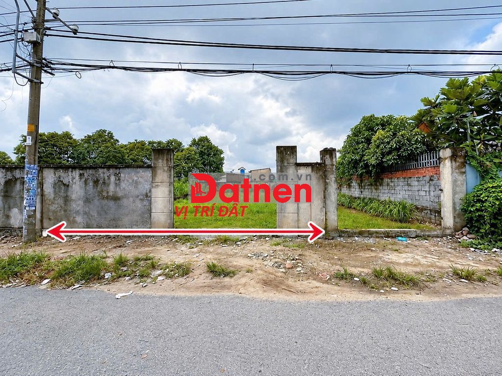 Bán gấp lô đất mặt tiền 305m2 giá 630 triệu. Tân Thông Hội Củ Chi