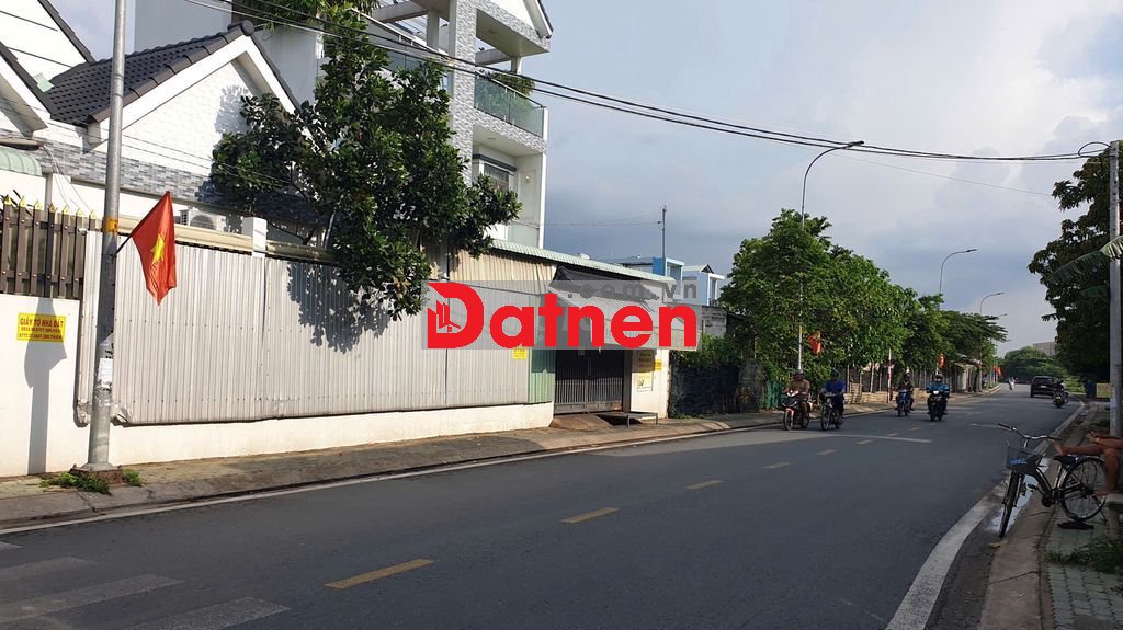 Đất DT 22x45, mặt tiền nhựa Kênh T2, gần trường Bùi Văn Thủ- Bà Điểm