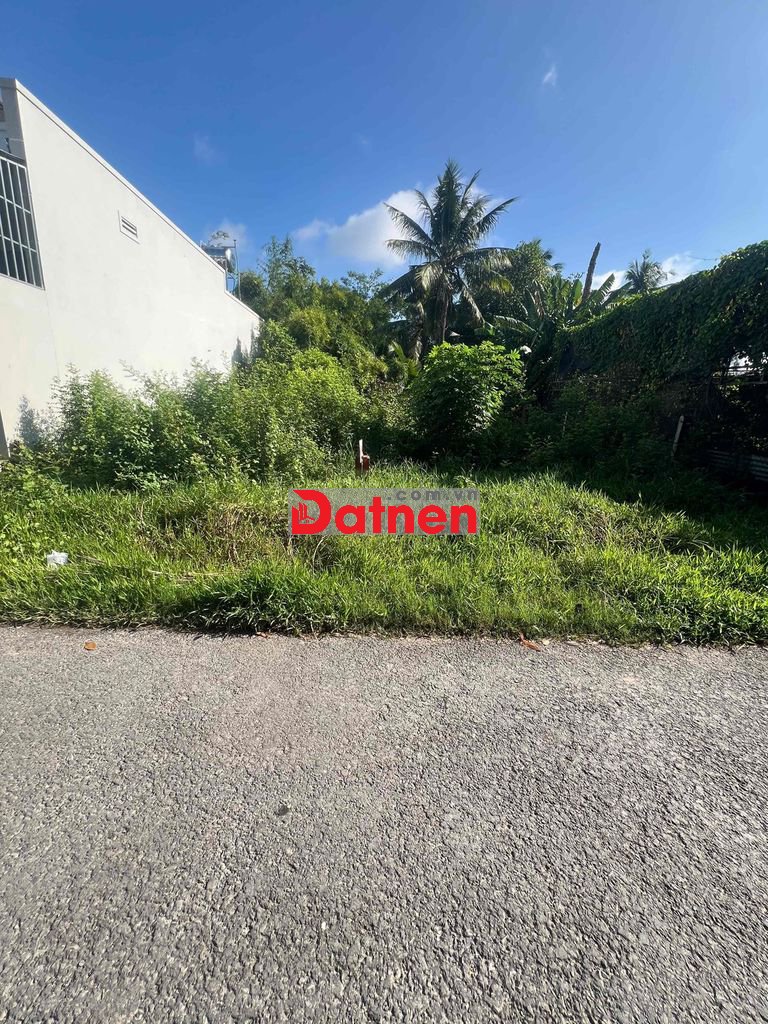 Đất Chính chủ 90m2 - Phạm Hùng - Gần Chợ Long Hoa
