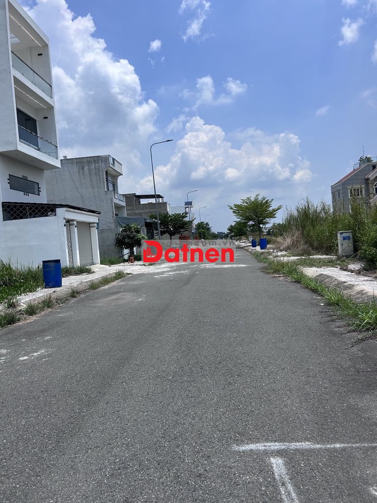 Cần bán Gấp lô đất đẹp 80m2 trong KDC Tân Đô giá 1tỷ200