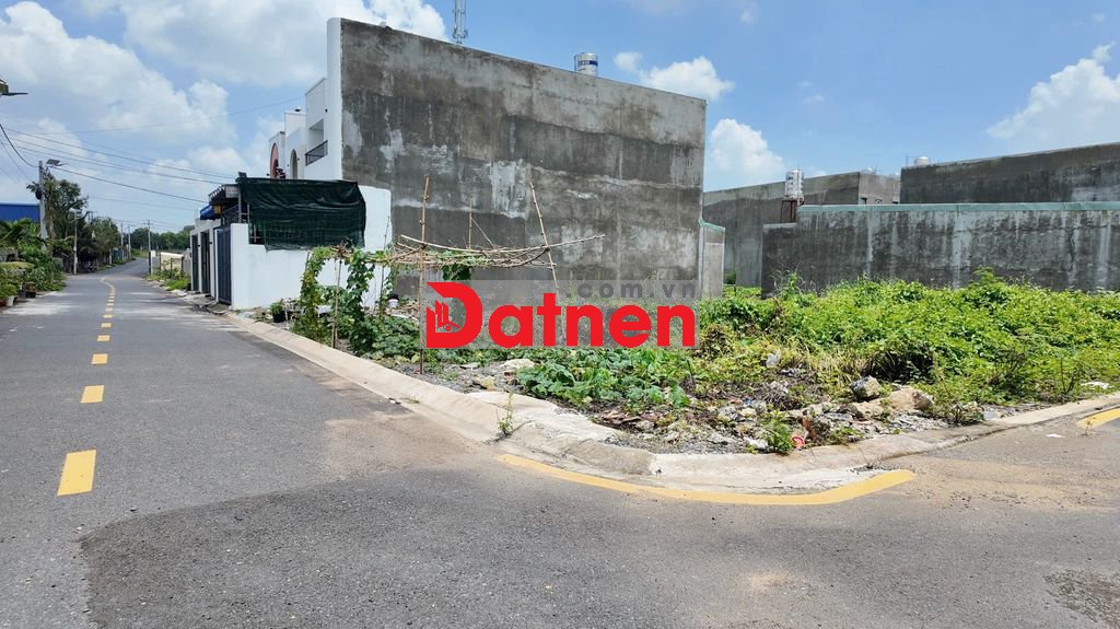 CHỦ KẸT TIỀN CẦN BÁN CẶP ĐẤT GÓC 2 MẶT TIỀN – GẦN TRƯỜNG LÁI BỬU LONG