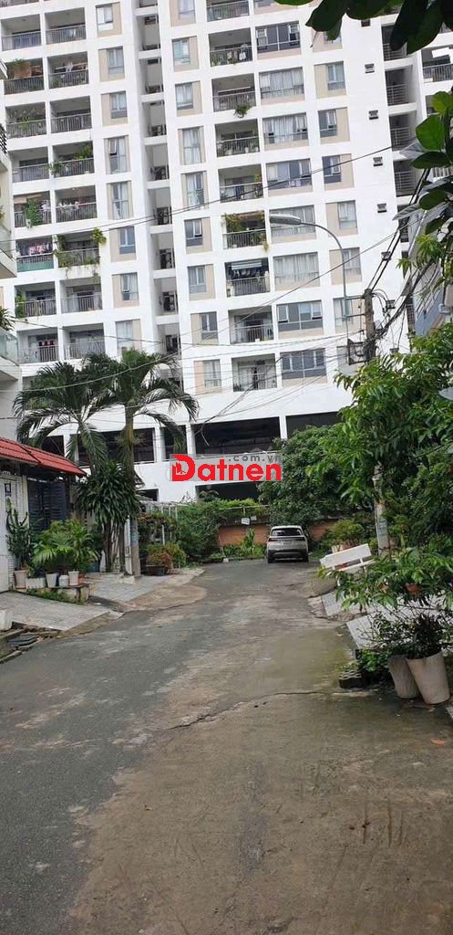 Bán đât Khu Bên Sông Phạm Văn Đồng 8x18m Đường nhựa 12m