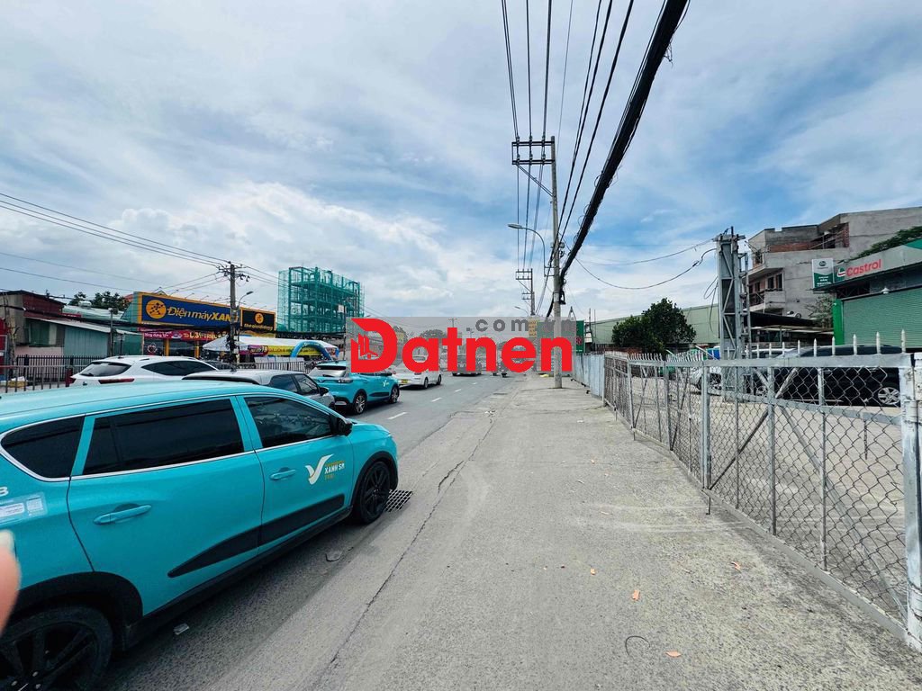 Bán đất MT QL13 Giá *** chỉ 115tr/m2 DT 5m x 27m Full thổ